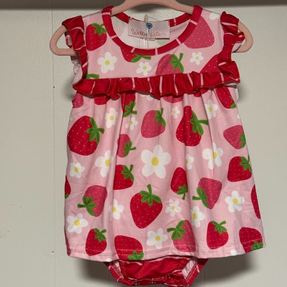 Wellie Kate Strawberries and Daisies Romper 12-18M